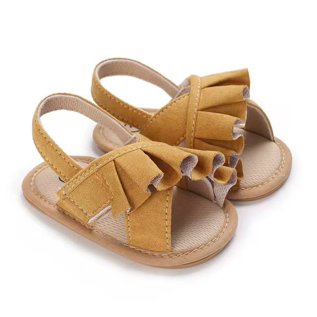 صندل دخترانه زرد ۵۰۴۹