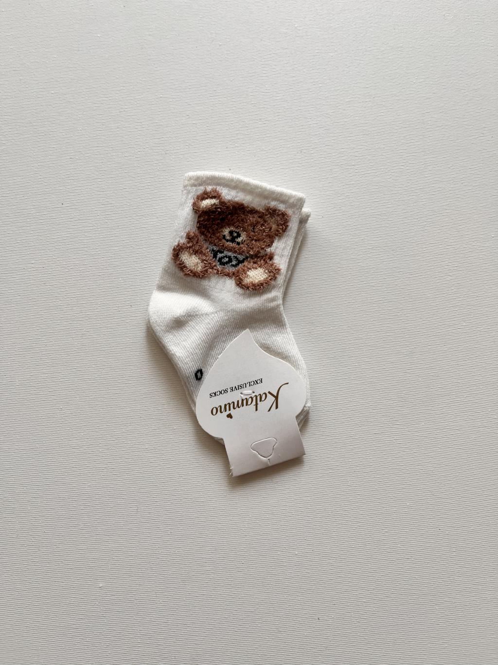 جوراب نخی سفید تدی نشسته